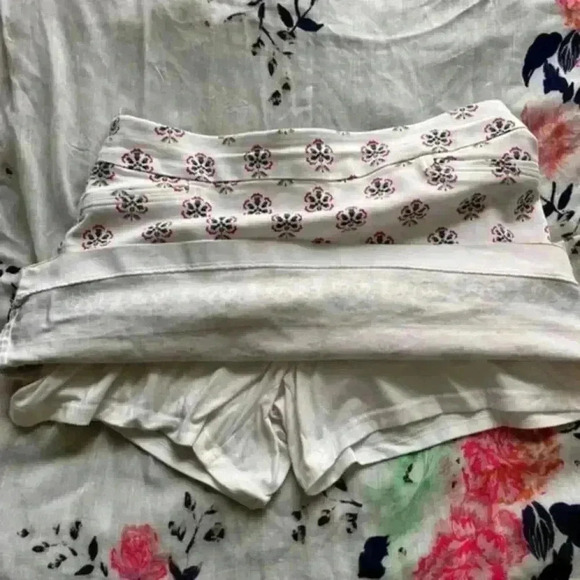 Croft and‎ Barrow Women's Easy Pull On Skort Medium - Picture 5 of 8